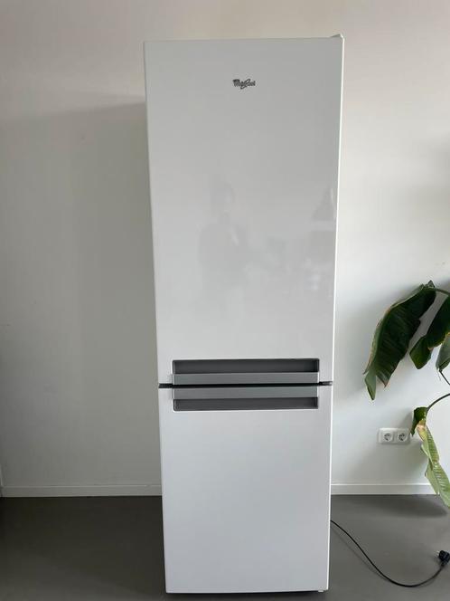 Koelkast Whirlpool (koel-vriescombinatie), Witgoed en Apparatuur, Koelkasten en IJskasten, Gebruikt, Met aparte vriezer, 200 liter of meer