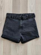 Bershka jeans shorts/korte broek! Maat 38., Kleding | Dames, Spijkerbroeken en Jeans, W30 - W32 (confectie 38/40), Ophalen of Verzenden