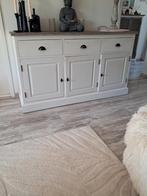Te koop. Oud wit dressoir en tv meubel.1.50 lang.50 cm diep., Huis en Inrichting, Kasten | Televisiemeubels, Ophalen, 25 tot 50 cm
