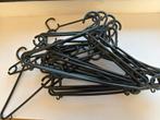 Kleerhangers | zwart, Kleding | Dames, Kledinghangers, Ophalen of Verzenden, Gebruikt, Kunststof