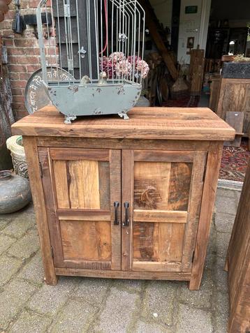 Stoere kast!! beschikbaar voor biedingen