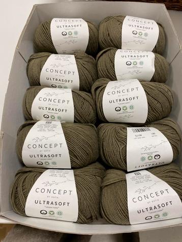 10 bollen Katia concept ultrasoft beschikbaar voor biedingen