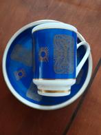 Vintage Kop en Schotel - Blauw met Goud, Gebruikt, Ophalen of Verzenden, Overige stijlen, Kop(pen) en/of Schotel(s)