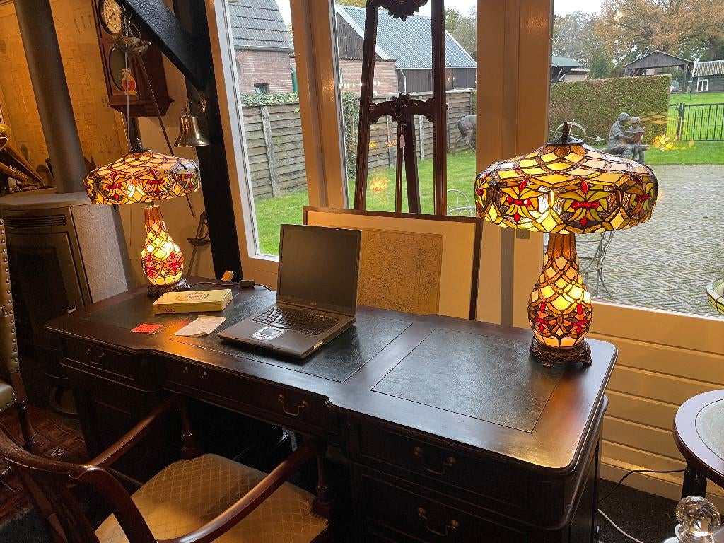 Tiffany lamp, bureaulamp lamp voor uw woning of mancave, Antiek en Kunst, Antiek | Lampen, Ophalen