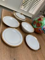 Limoges porselein serviesdelen wit met gouden rand, Antiek en Kunst, Ophalen of Verzenden