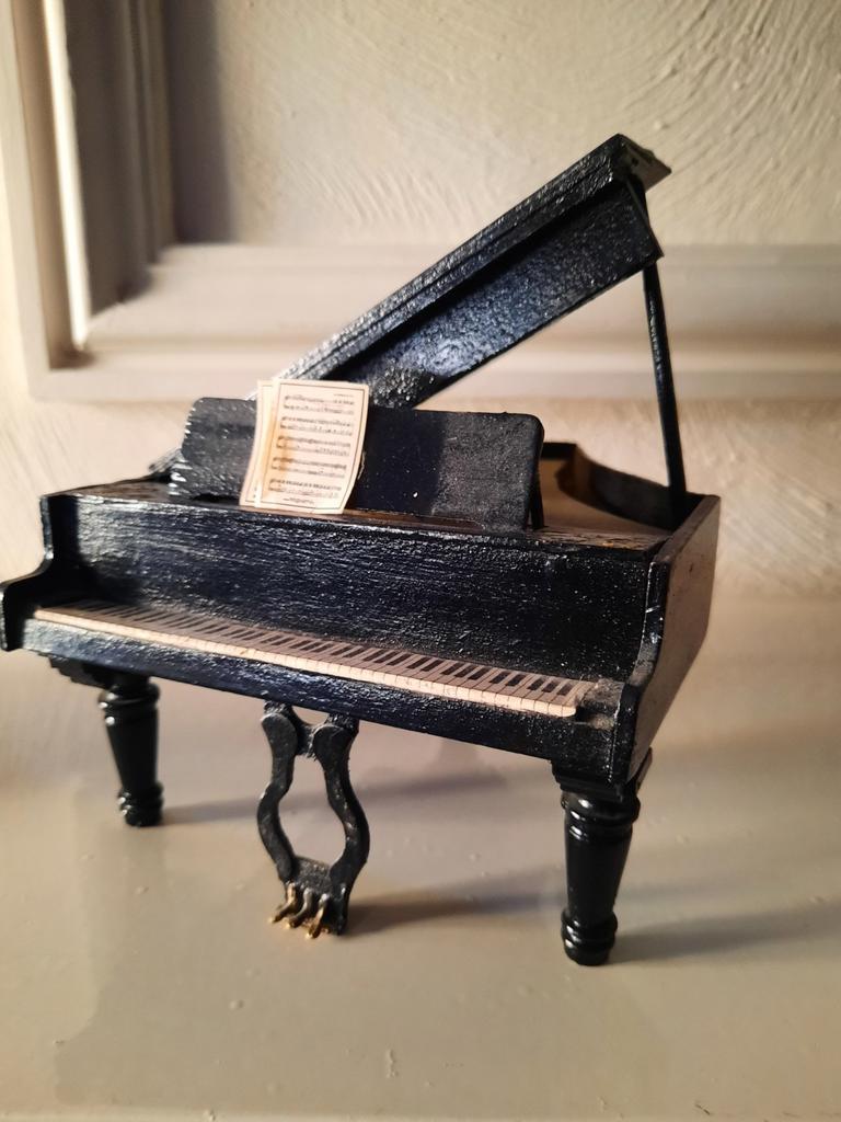 Poppenhuis vleugel, Antiek en Kunst, Antiek | Speelgoed, Ophalen of Verzenden