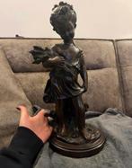 Bronzen beeld meisje met korenaren - Gesigneerd, Ophalen