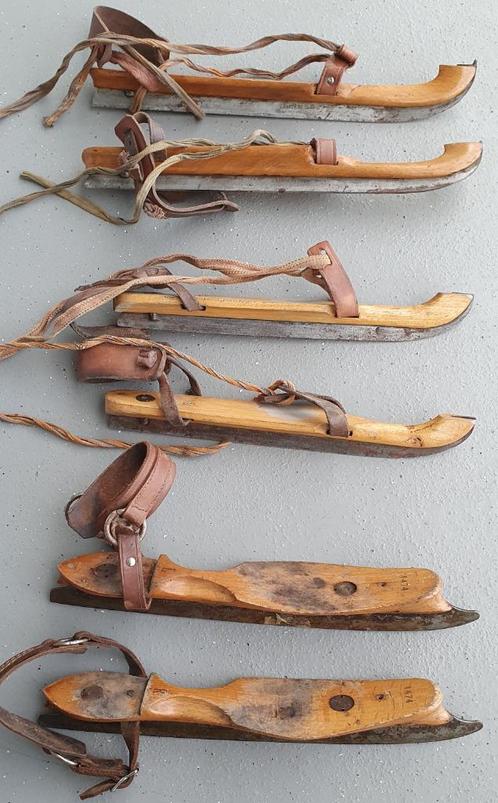Antieke houten schaatsen (1 paar €9-. 3 paar €23-), Antiek en Kunst, Curiosa en Brocante, Ophalen of Verzenden