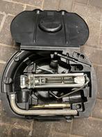 Auto krik Volkswagen polo9n compleet, Auto diversen, Krikken, Ophalen, Zo goed als nieuw, Hydraulisch, Schaarkrik