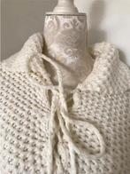 Cremekleurige Poncho, Ophalen of Verzenden, Zo goed als nieuw, Maat 38/40 (M), Overige kleuren