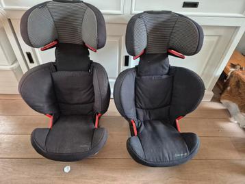 Maxi cosi auto stoelen beschikbaar voor biedingen