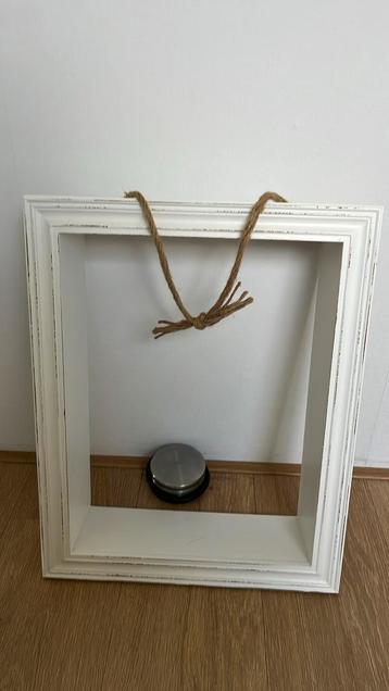 Decoratieve lijst of nis beschikbaar voor biedingen