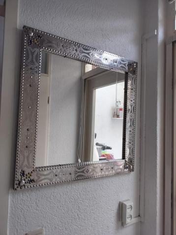 Stoelen, spiegel en hanglamp te koop! beschikbaar voor biedingen