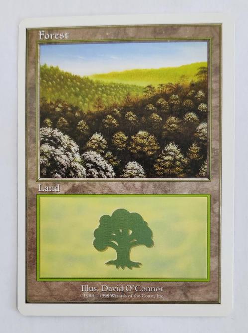 Forest V.1 Battle Royale MTG Near Mint, Hobby en Vrije tijd, Verzamelkaartspellen | Magic the Gathering, Zo goed als nieuw, Losse kaart