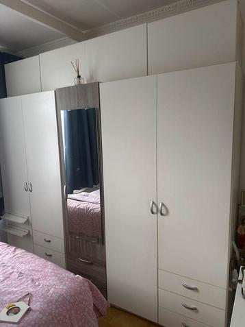 Grote Linnenkast - 5 Deuren, 8 Laden, 4 Bovenkasten beschikbaar voor biedingen