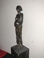 Bronzen beeld zwangere vrouw, Antiek en Kunst, Ophalen of Verzenden, Brons