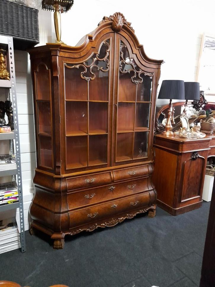 Mooie laden vitrine kast dubbel deurs, Huis en Inrichting, Kasten | Ladekasten, Zo goed als nieuw, Minder dan 100 cm, 50 tot 100 cm