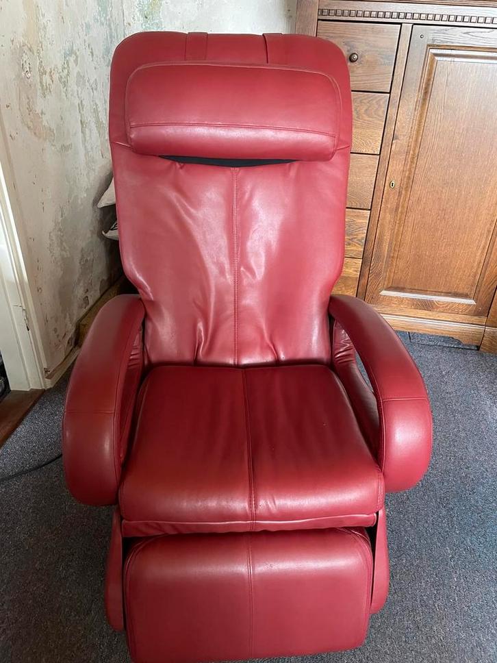 Human touch, HT-620, rood, massage stoel, Huis en Inrichting, Fauteuils, Gebruikt, Overige materialen, 50 tot 75 cm, 75 tot 100 cm