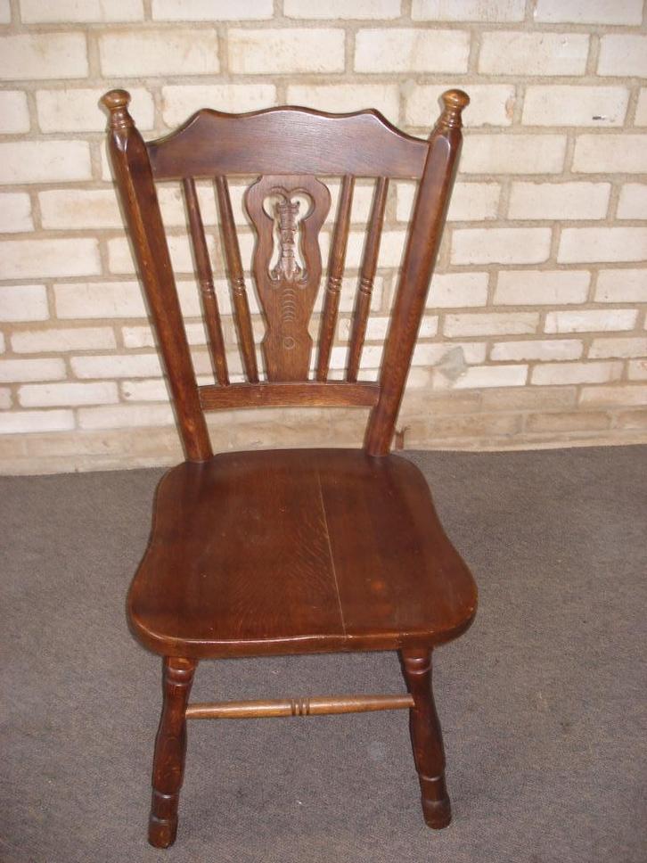 stoel  massief eiken  , koopje  15,00, Huis en Inrichting, Stoelen, Zo goed als nieuw, Eén, Hout, Bruin, Ophalen