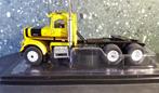 Freightliner FLC120 64T geel 1977 1:43 Ixo V725, Hobby en Vrije tijd, Modelauto's | 1:43, Verzenden, Nieuw, Bus of Vrachtwagen