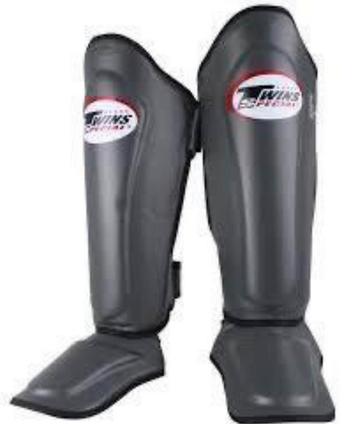 Leren Twins & Windy Scheenbeschermers SGS10 &  WSG2 S M & L beschikbaar voor biedingen