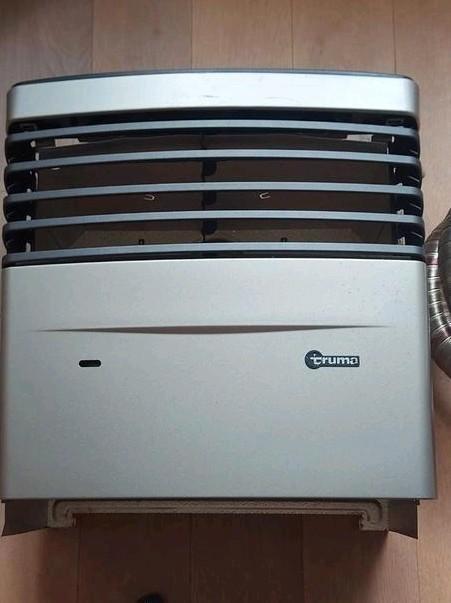 Truma S3004 gaskachel met mantel., Caravans en Kamperen, Caravan accessoires, Gebruikt, Ophalen of Verzenden