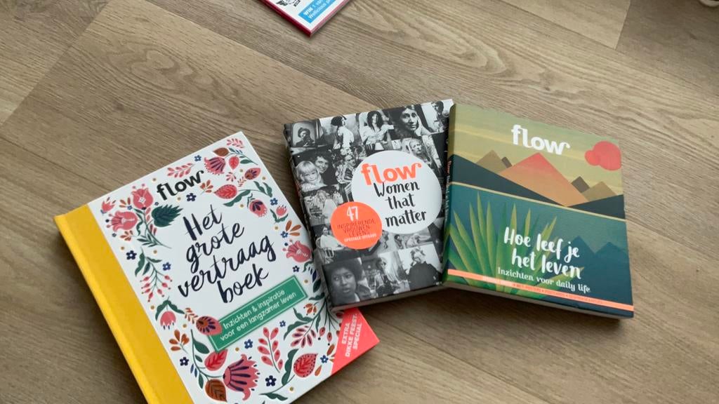 3 flow boeken, Boeken, Ophalen, Zo goed als nieuw, Damesbladen