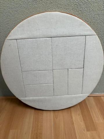 Mooie ronde wanddecoratie met geometrische blokken 60 cm beschikbaar voor biedingen