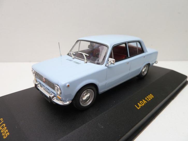 Lada 1200 sedan  ''  IXO Models '', Hobby en Vrije tijd, Modelauto's | 1:43, Zo goed als nieuw, Auto, Overige merken, Ophalen of Verzenden