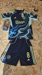 Ajax Tenue Nieuw 2025/2026 Taylor + Sokken, Kinderen en Baby's, Ophalen of Verzenden, Nieuw, Adidas, Jongen of Meisje