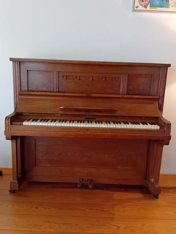 Oude Ernst Koch & Engel Piano - Opknapper beschikbaar voor biedingen