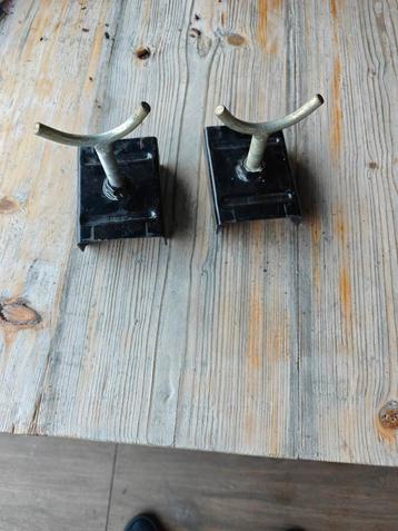 Krik steunen beschikbaar voor biedingen