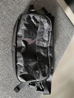 Tomtoc Wander T-26 X-Pac Zwart 5.5L slingbag, Verzenden, Zo goed als nieuw, Zwart, Overige merken