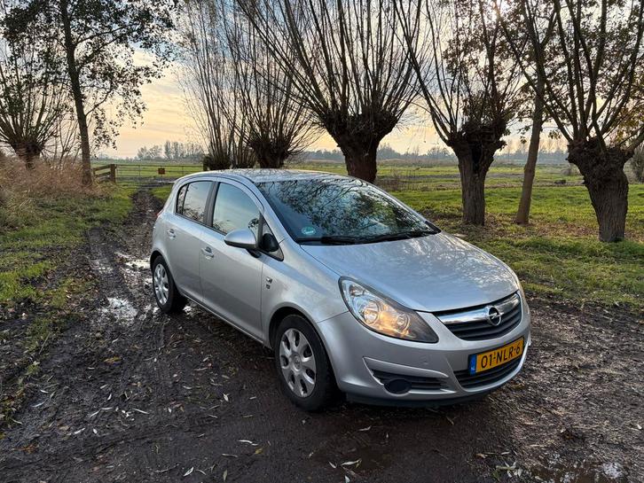 Opel Corsa 1.2 16V 5D 2010 Grijs, Auto's, Opel, Bedrijf, Corsa, Benzine, B, Hatchback, Handgeschakeld, Origineel Nederlands, Zilver of Grijs