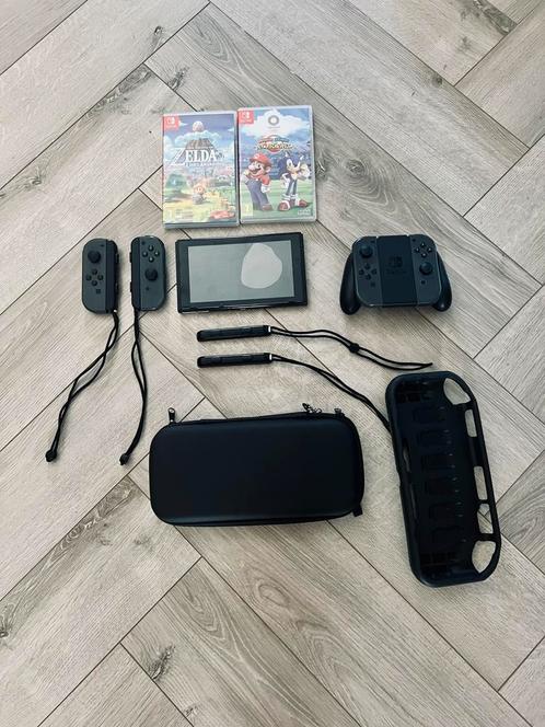 Nintendo Switch. Incl. 4 Controllers + games. Zgan., Spelcomputers en Games, Spelcomputers | Nintendo Switch, Zo goed als nieuw