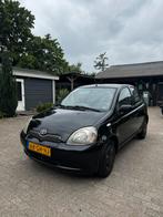 Toyota Yaris 1.0 16V Vvti 5DR 2000 Zwart, Auto's, Voorwielaandrijving, 4 cilinders, 400 kg, Origineel Nederlands