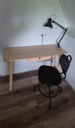 Aangeboden Complete Set Bureau+Stoel & Lamp, Ophalen, Zo goed als nieuw, Bureau
