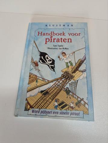 Piraten - informatief jeugdboek  beschikbaar voor biedingen