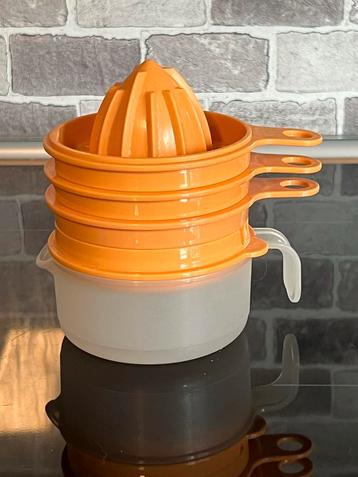 Tupperware Handpers / Citruspers beschikbaar voor biedingen