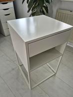 Nachtkastje wit Ikea Vikhammer, Huis en Inrichting, Slaapkamer | Nachtkastjes, Ophalen, Minder dan 45 cm, 55 tot 70 cm, Zo goed als nieuw