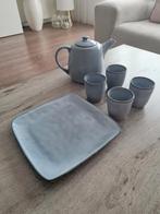 Serviesgoed - Bord, kopjes en theepot, Ophalen, Zo goed als nieuw, Bord(en), Overige stijlen