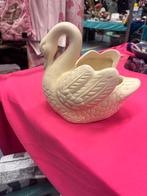 Zwaan Vaas / Bloempot, Porselein of Keramiek, Schaal, Ophalen of Verzenden, Zo goed als nieuw