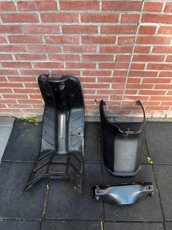 Piaggio typhoon binnenkappenset, Motoren, Tuning en Styling, Ophalen of Verzenden