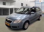 Skoda Fabia Combi 1.4-16V Ambiente AIRCO CRUISE TREKHAAK 2 X, Auto's, Skoda, Voorwielaandrijving, Gebruikt, 4 cilinders, Blauw