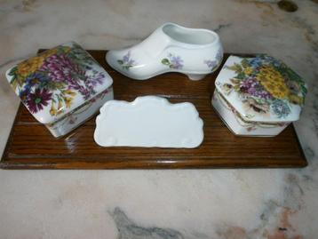 Vintage Engelse dekseldoosjes, schoentje, menubordje Bavaria beschikbaar voor biedingen