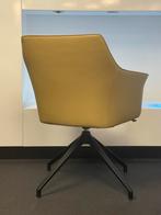 Nieuw Leolux Mara eetkamerstoel SALE nw €1350, Huis en Inrichting, Stoelen, Ophalen, Nieuw, Leer, Eén