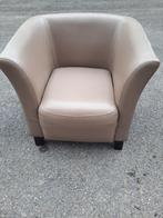 kuipstoeltje, creme leer, Huis en Inrichting, Fauteuils, Minder dan 75 cm, Leer, Zo goed als nieuw, 50 tot 75 cm