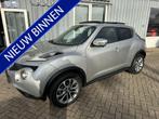 Nissan Juke 1.2 DIG-T S/S Tekna panoramadak (bj 2014), Auto's, Voorwielaandrijving, Zwart, 116 pk, Bedrijf