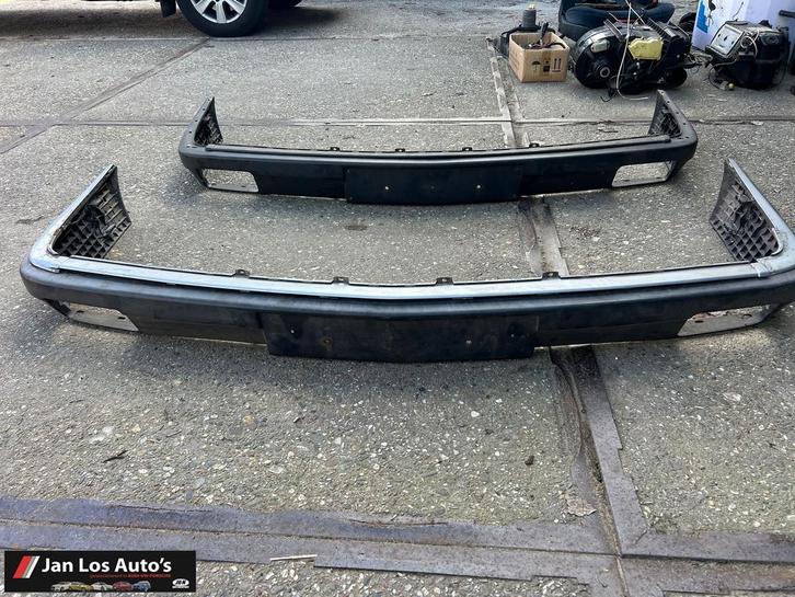 Audi 100 C3 typ 44 bumper voorbumper mistlampen, Auto-onderdelen, Carrosserie en Plaatwerk, Bumper, Audi, Voor, Gebruikt, Herkomst onderdeel bekend