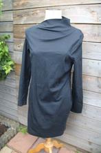 Jurk zwart Sarah Pacini mt M Schuine kraag Vaste prijs, Maat 38/40 (M), Sarah Pacini, Zwart, Ophalen of Verzenden